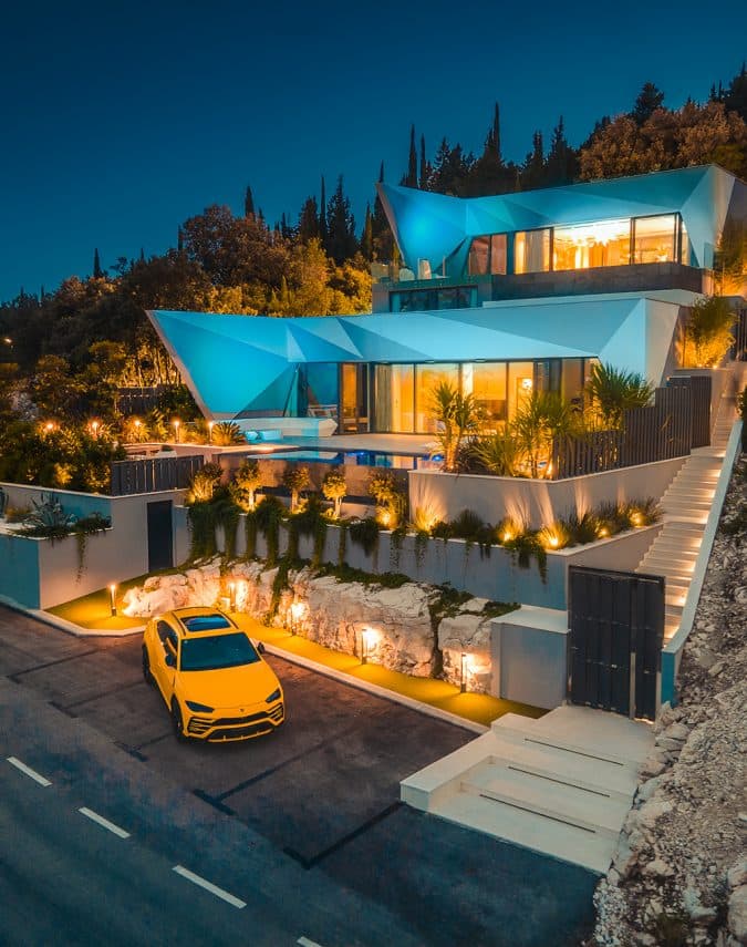 DIAMOND VILLA gallery image 5