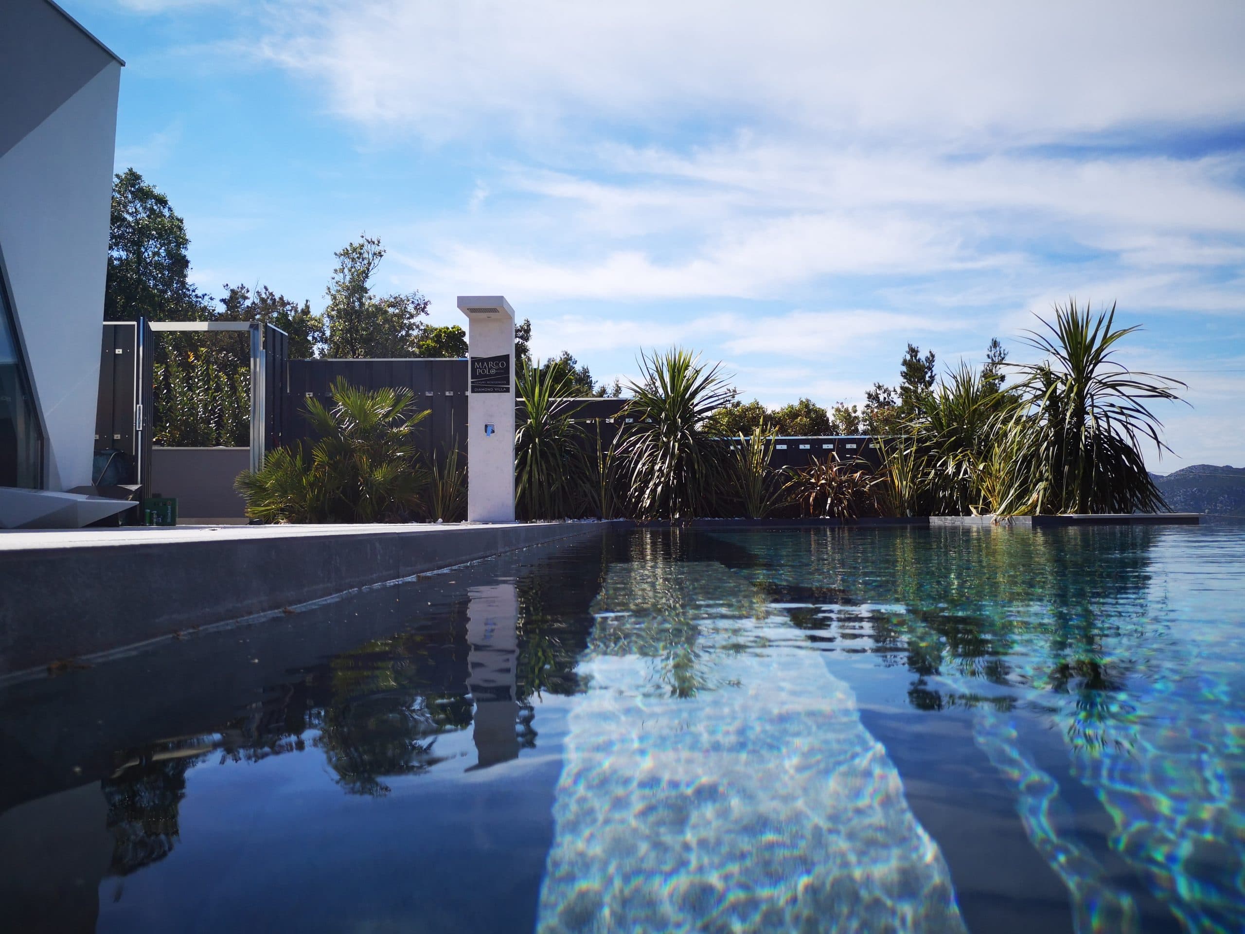 DIAMOND VILLA gallery image 4